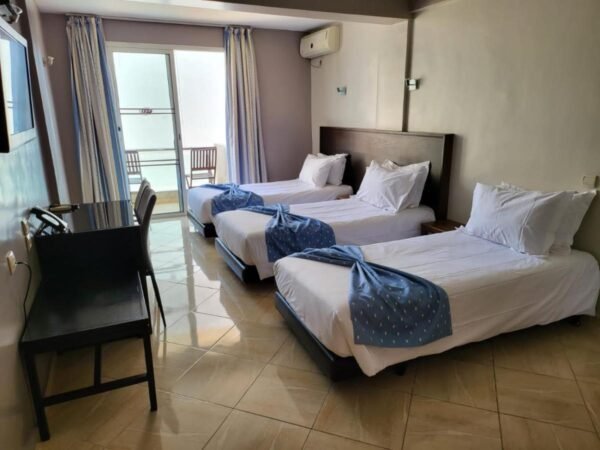 Résidence Hotelière Fleurie – Image 3